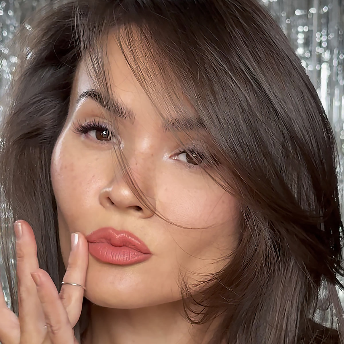 MaryamNYC GRWM Routine